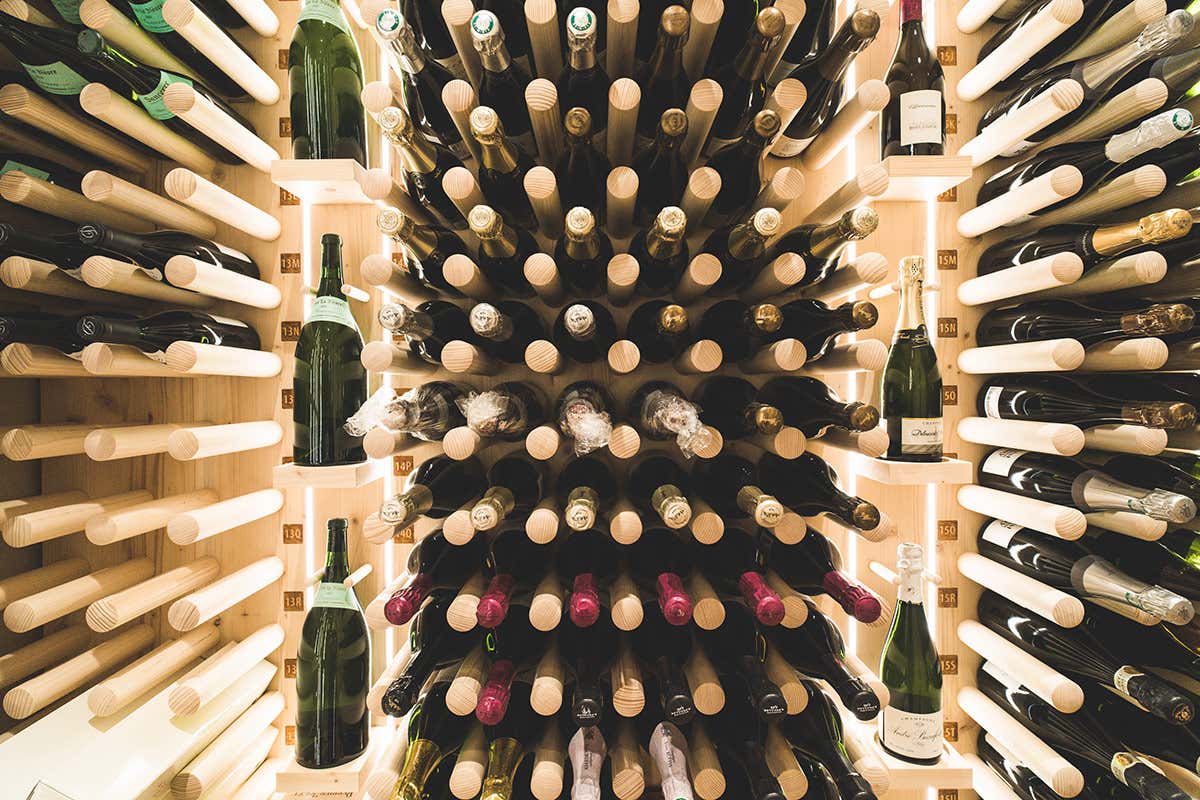 La nuova cantina showroom di Trattoria Visconti La Trattoria Visconti di Ambivere inaugura la nuova cantina