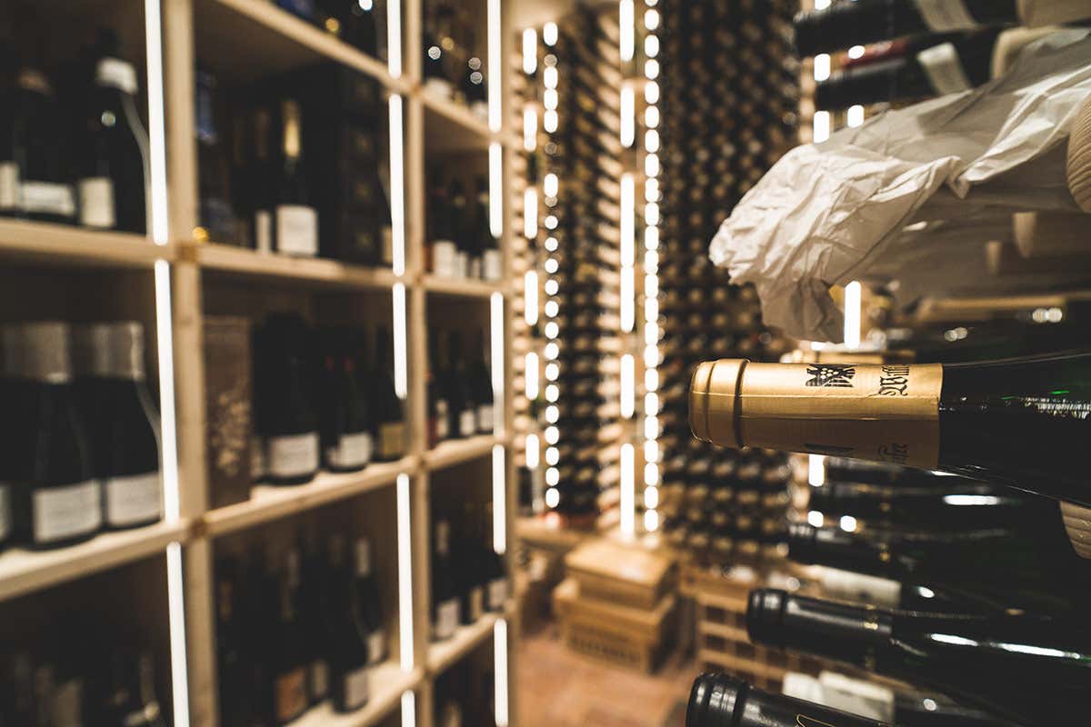 La nuova cantina showroom di Trattoria Visconti La Trattoria Visconti di Ambivere inaugura la nuova cantina