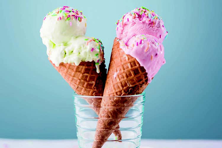 Dolce, cremoso al punto giusto e senza bisogno di gelatiera - qDal Latte Condensato Nestlé un gelato gustoso e semplice