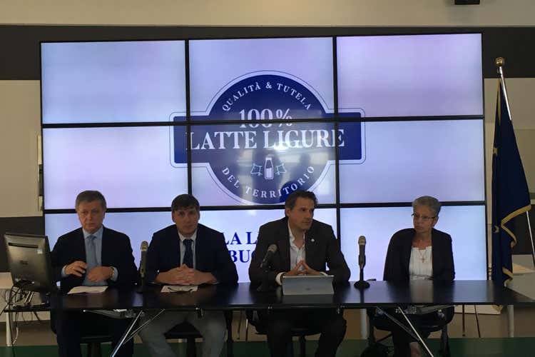 Latte 100% ligure, il marchio di qualità per valorizzare la filiera e il territorio Latte 100% ligure, il marchio di qualità per valorizzare la filiera e il territorio