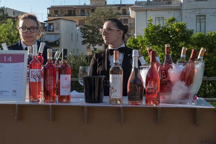 Le Donne del Vino, scommessa vinta Il primo festival del rosè è un successo Le Donne del Vino, scommessa vinta Il primo festival del rosè è un successo