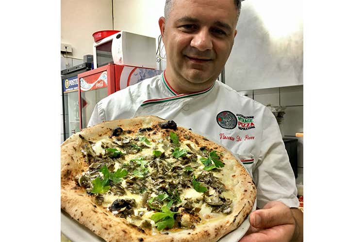 Vincenzo Di Fiore - Le Mammarelle protagoniste per una sera nel menu del pizzaiolo Vincenzo Di Fiore Vincenzo Di Fiore - Le Mammarelle protagoniste per una sera nel menu del pizzaiolo Vincenzo Di Fiore
