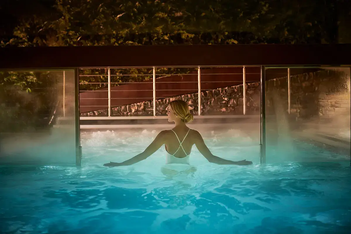 Spa pool Dall'hotel alla Loge sui campi da sci, [Le Massif vince anche grazie all'alta cucina]