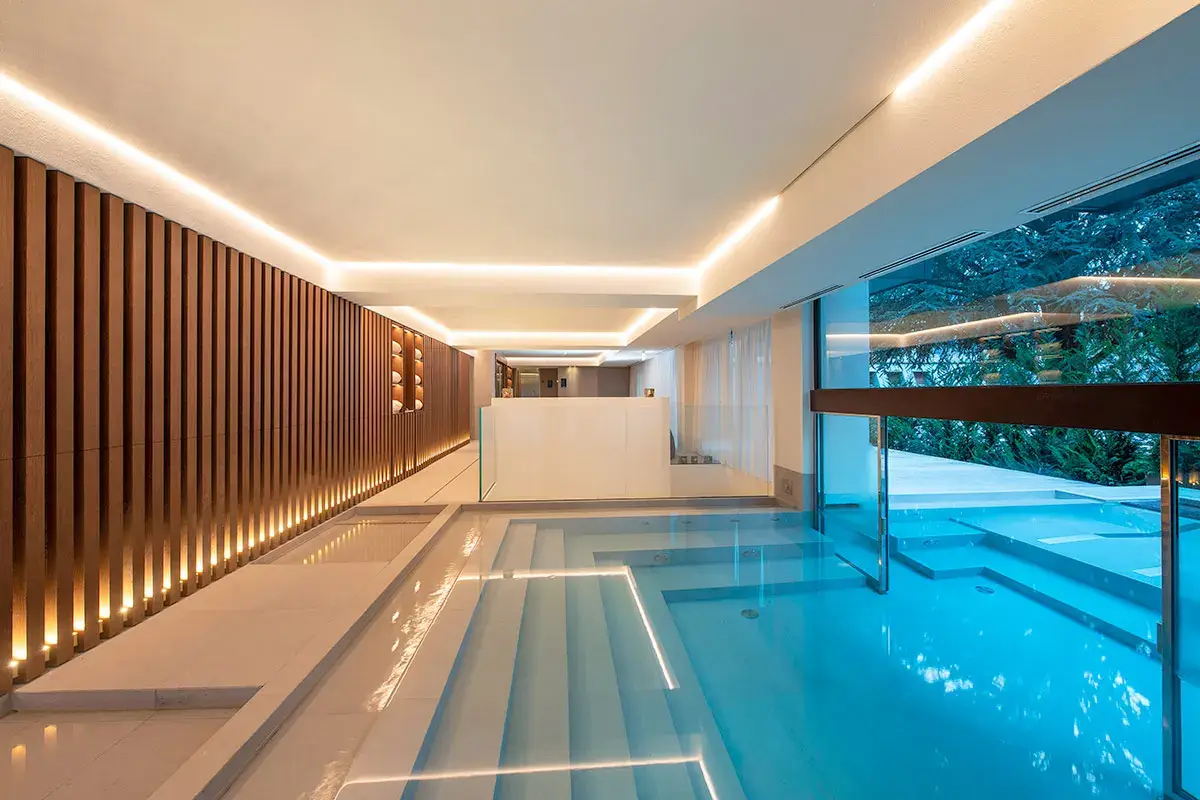 Spa pool Dall'hotel alla Loge sui campi da sci, [Le Massif vince anche grazie all'alta cucina]