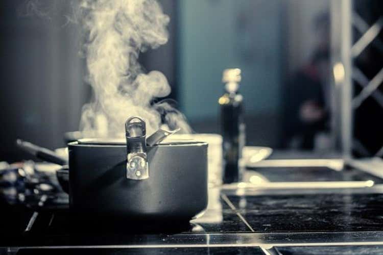 (Le Strade della Mozzarella, 11&ordf; edizione Tracciate le linee della cucina del futuro)