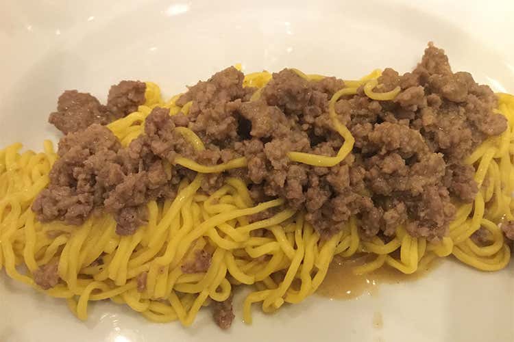 Le Vitel Etonné nel cuore di Torino Piatti piemontesi in un ambiente “chic”