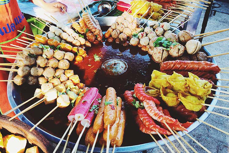 Le tendenze di un take away di qualità Dal “dine in as dine out” allo street food Le tendenze di un take away di qualità Dal “dine in as dine out” allo street food