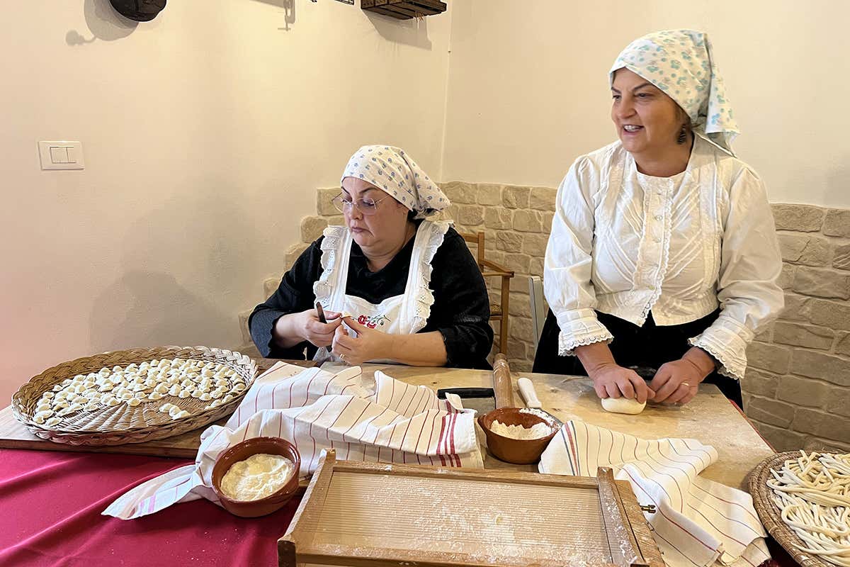 Le mamme dei vicoli di Cagnano Varano (Fg) Al via &ldquo;Lacus la terra dei laghi&rdquo; per valorizzare il territorio
