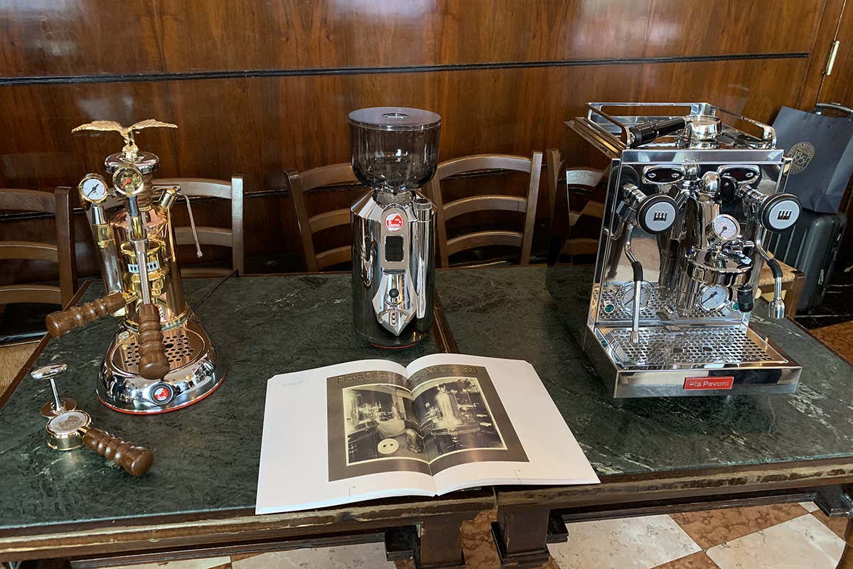 Macchina della linea a leva, macinacaff&egrave; Cilindro, la nuova Botticelli La Pavoni: fascino, design, tecnologia