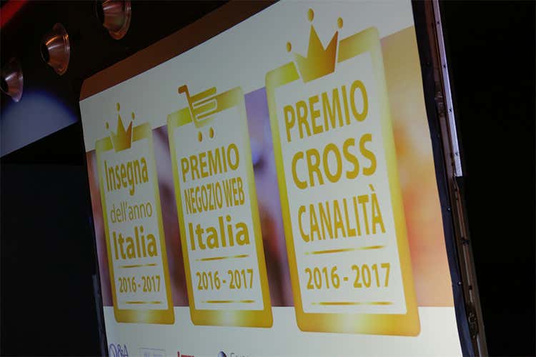 Lidl Amazon Insegna dellanno Italia 2016