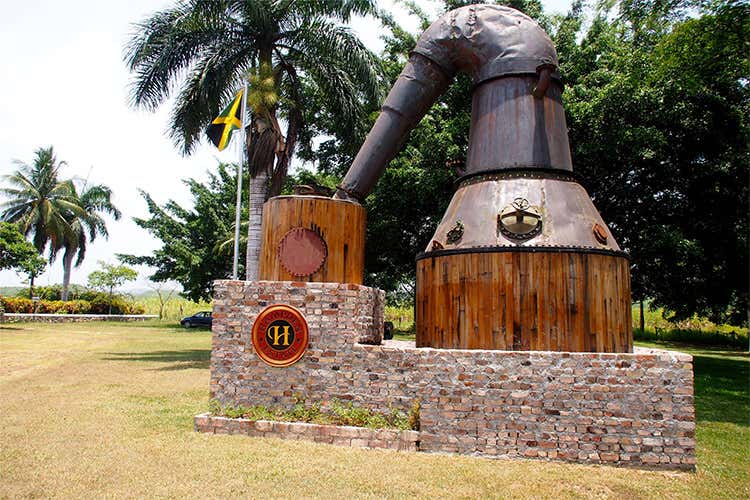 Lieviti autoctoni e lunga fermentazione Il segreto dei rum firmati Hampden Estate Lieviti autoctoni e lunga fermentazione Il segreto dei rum firmati Hampden Estate