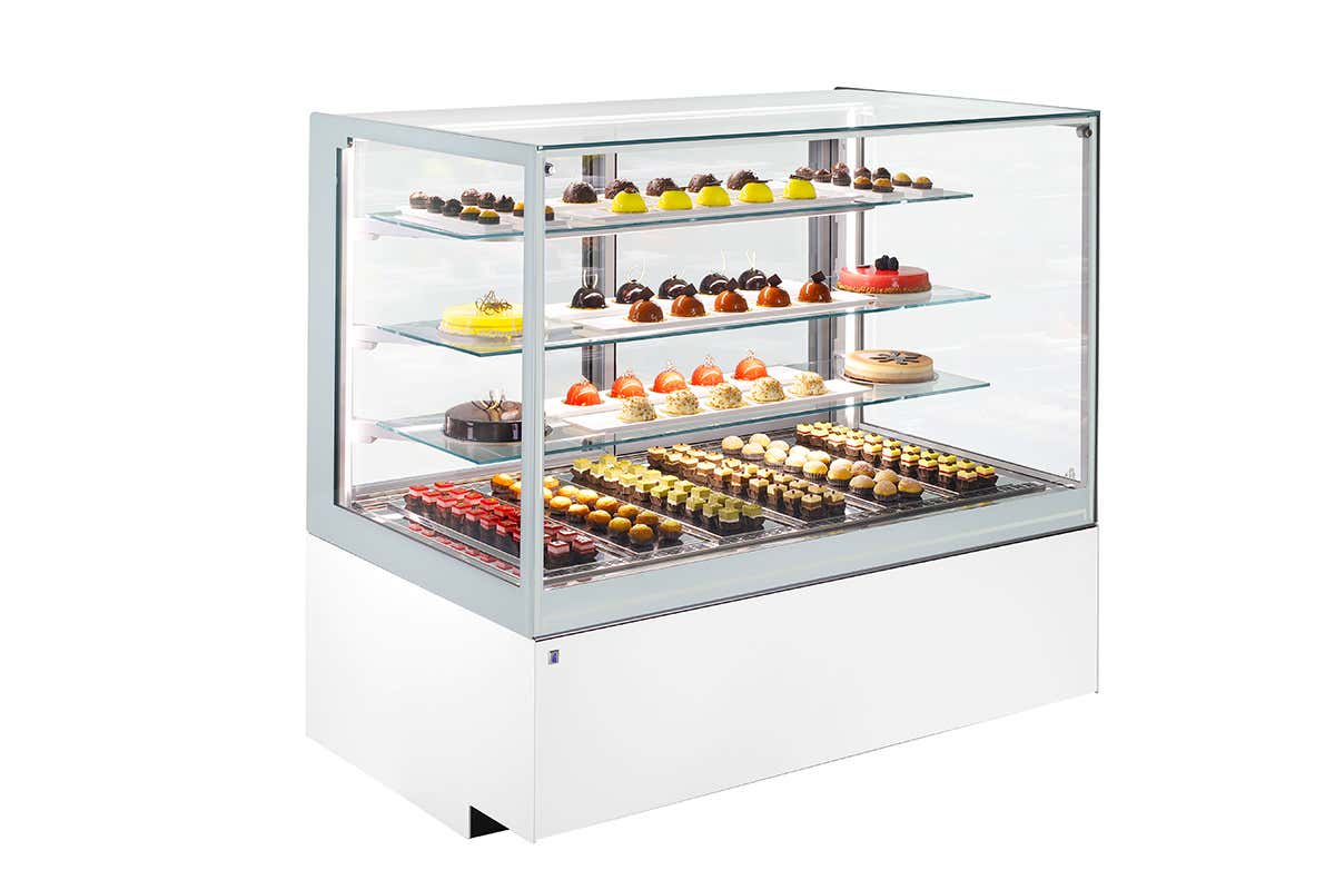 La vetrina per pasticceria Lilium I concept di servizio di Ifi