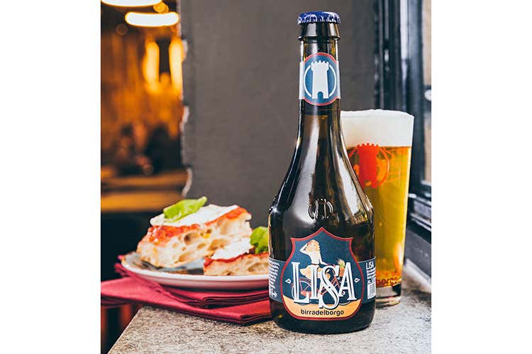 (Lisa, semplice e a bassa fermentazione in perfetto stile Birra del Borgo)