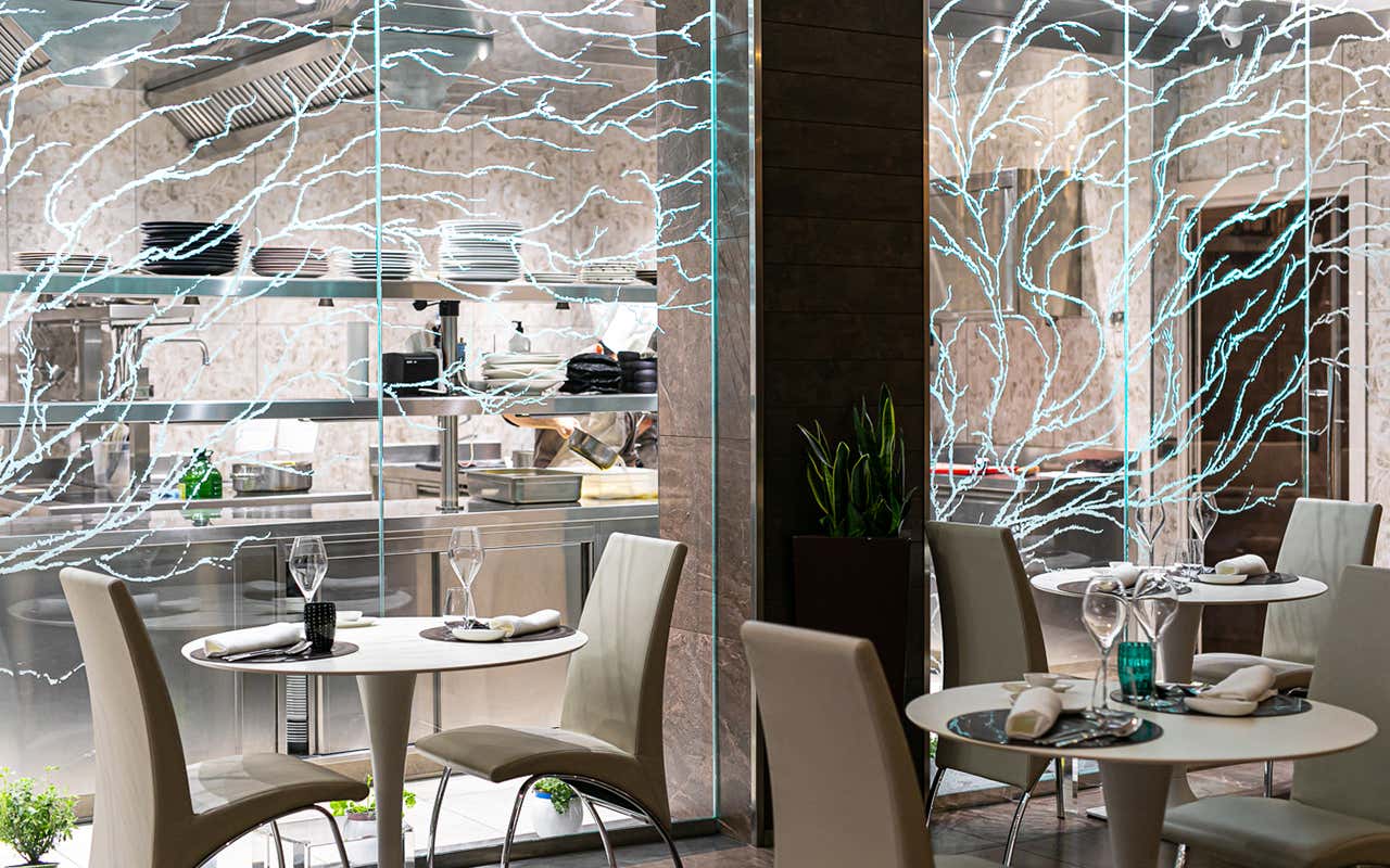 La cucina a vista Il mare a Roma in un ristorante di... Livello 1