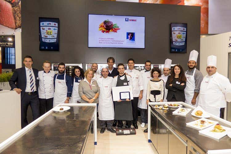 (Lo chef incontra il SelfCookingCenter A Host la finale, Oldani guida la giuria) (Lo chef incontra il SelfCookingCenter A Host la finale, Oldani guida la giuria)