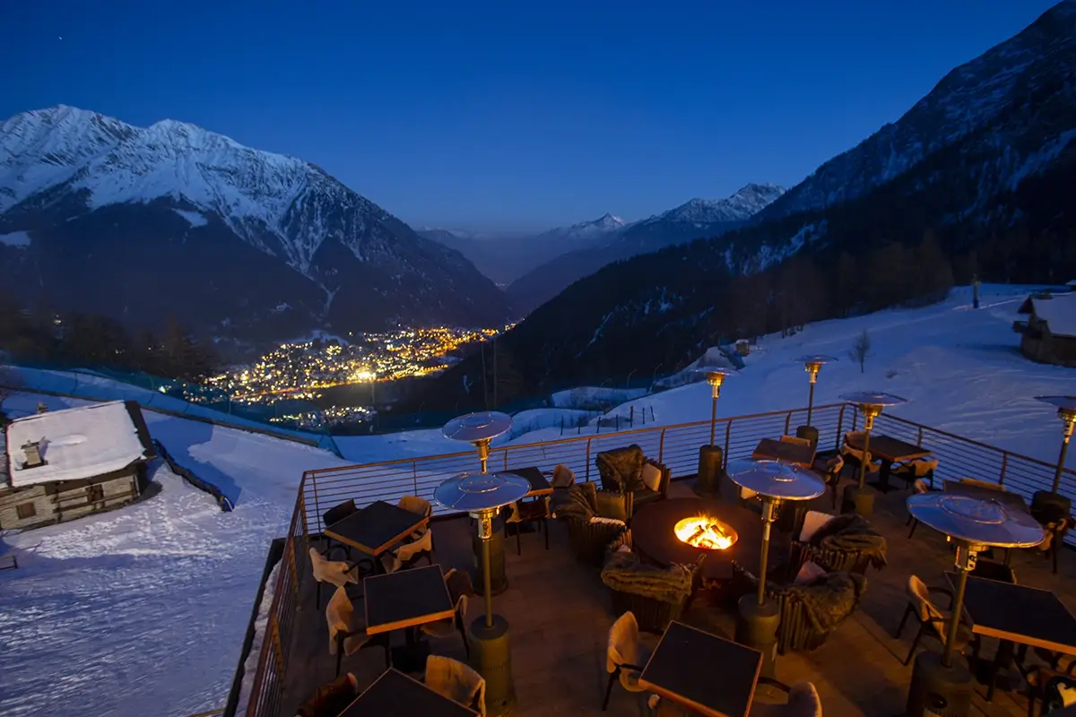Apr&egrave;s-ski in terrazza La Loge du Massif, un tesoro gourmet sulle piste di Courmayeur