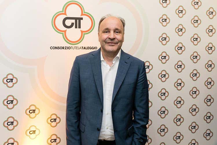 Lorenzo Sangiovanni - Consorzio tutela TaleggioAvanti con Sangiovanni presidente Lorenzo Sangiovanni - Consorzio tutela TaleggioAvanti con Sangiovanni presidente