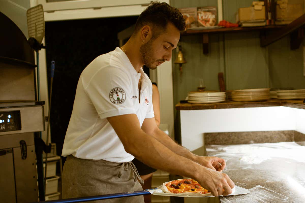 Lorenzo Stecconi e la storia della Pizzeria Avalon