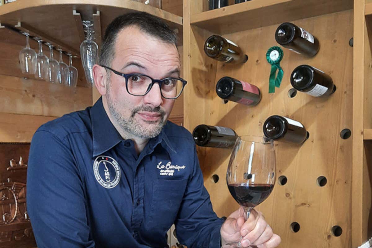 Il dealcolato non seduce i giovani: meglio uno spritz vero che un vino finto Il dealcolato non seduce i giovani: meglio uno spritz vero che un vino finto