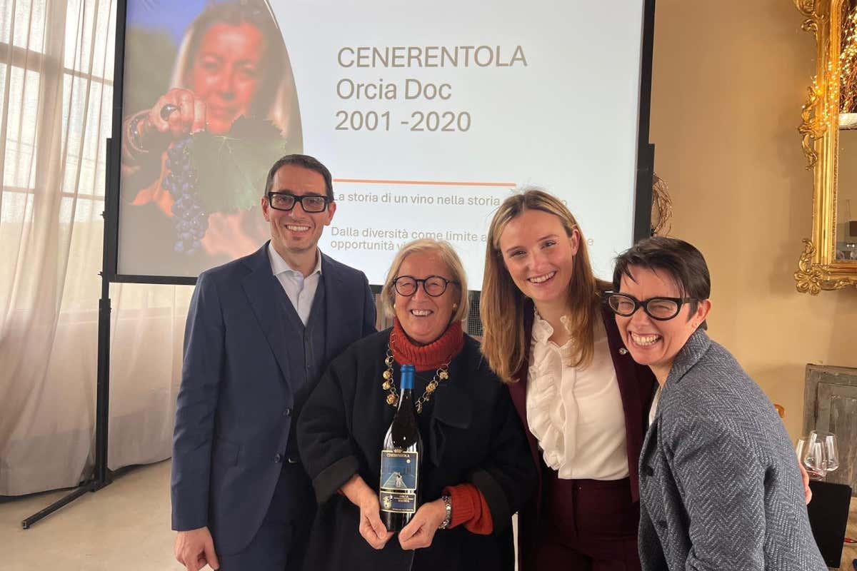 Orcia Doc Riserva Cenerentola, dieci annate che raccontano moda, storia e vino