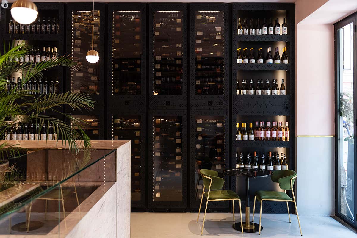 La bottiglieria della Champagnerì Una “mamma” siciliana a Milano da Memà La bottiglieria della Champagnerì Una “mamma” siciliana a Milano da Memà