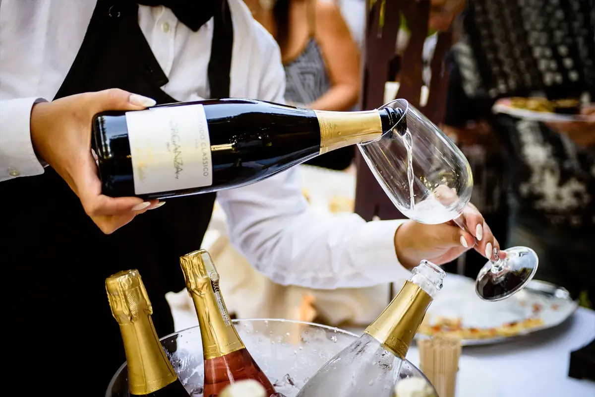Spazio degustazione - Biennale Internazionale del Vino Tutto pronto per la Biennale Internazionale del Vino 2022