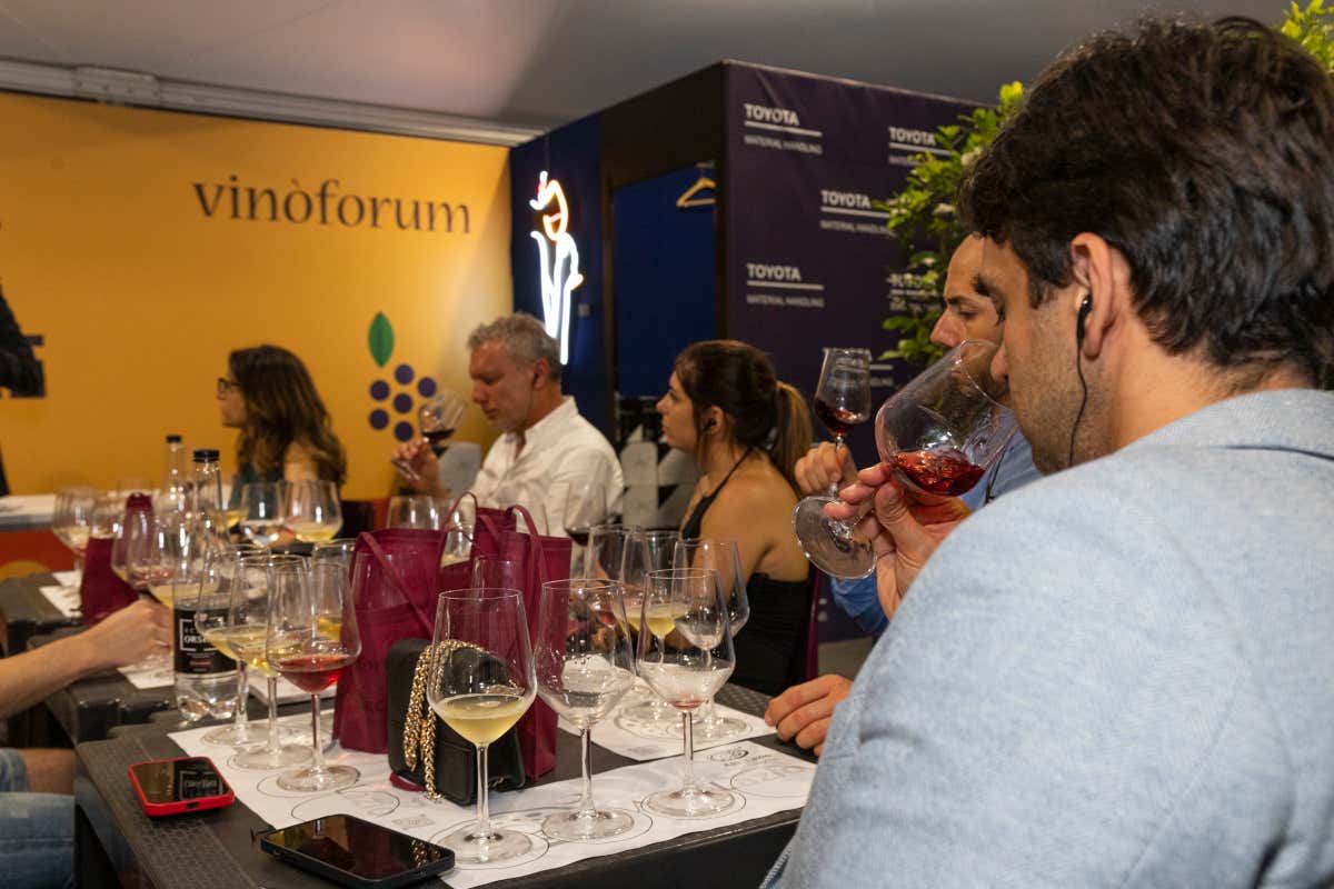Vinòforum 2025 a Villa Borghese: protagonisti i grandi vini italiani e internazionali