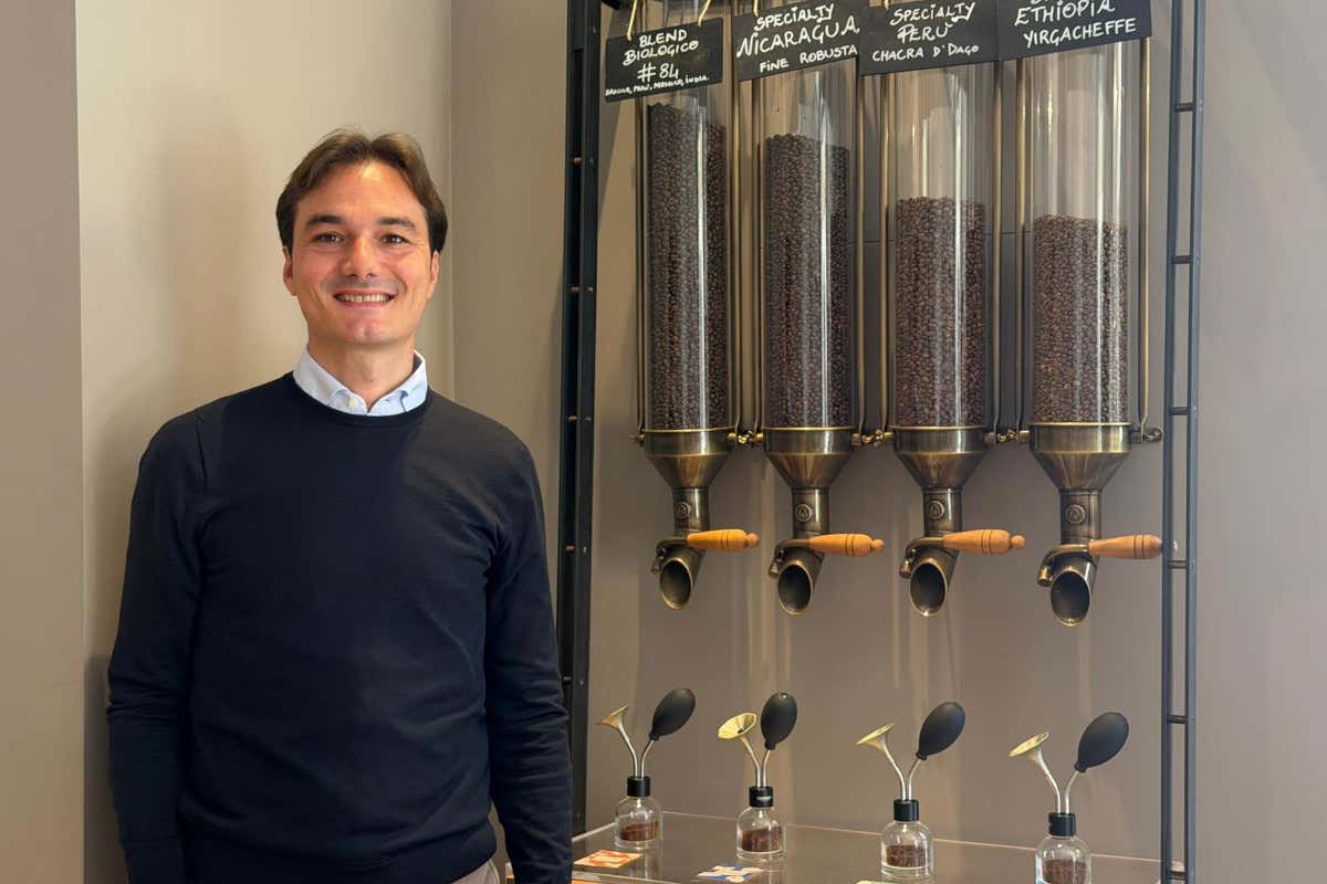 A Palermo c'è una bottega dove il caffè si crea su misura davanti al cliente