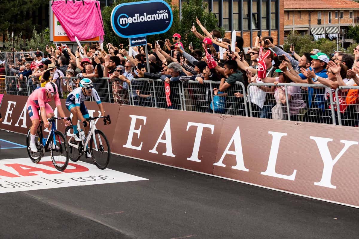 Giro d’Italia 2025, Eataly celebra la tappa finale con i piatti simbolo romani Giro d’Italia 2025, Eataly celebra la tappa finale con i piatti simbolo romani