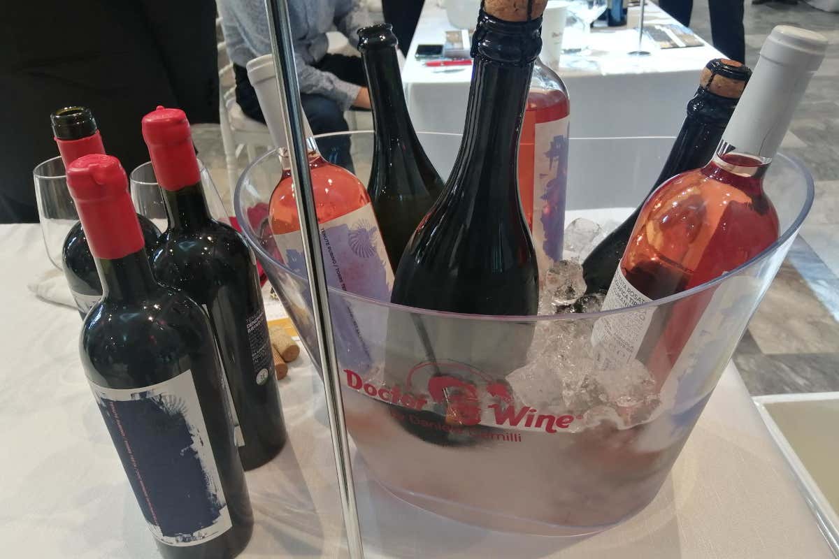 Triplo Faccino e vini rari: le eccellenze italiane poco conosciute della Guida Essenziale 2026 Triplo Faccino e vini rari: le eccellenze italiane poco conosciute della Guida Essenziale 2026