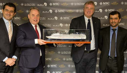da sinistra: Gianni Onorato, chief executive officer di Msc Cruises, James Hogan, presidente e chief executive officer di Etihad Airways, Pierfrancesco Vago, executive chairman di Msc Cruises, Mohamed Juma Al Shamisi, chief executive officer Abu Dhabi Ports Company da sinistra: Gianni Onorato, chief executive officer di Msc Cruises, James Hogan, presidente e chief executive officer di Etihad Airways, Pierfrancesco Vago, executive chairman di Msc Cruises, Mohamed Juma Al Shamisi, chief executive officer Abu Dhabi Ports Company