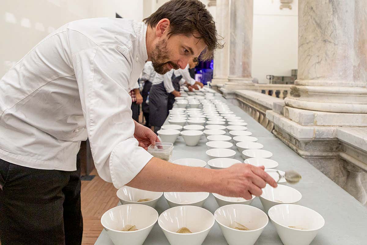 Nove chef stellati illuminano il 63° Salone Nautico di Genova