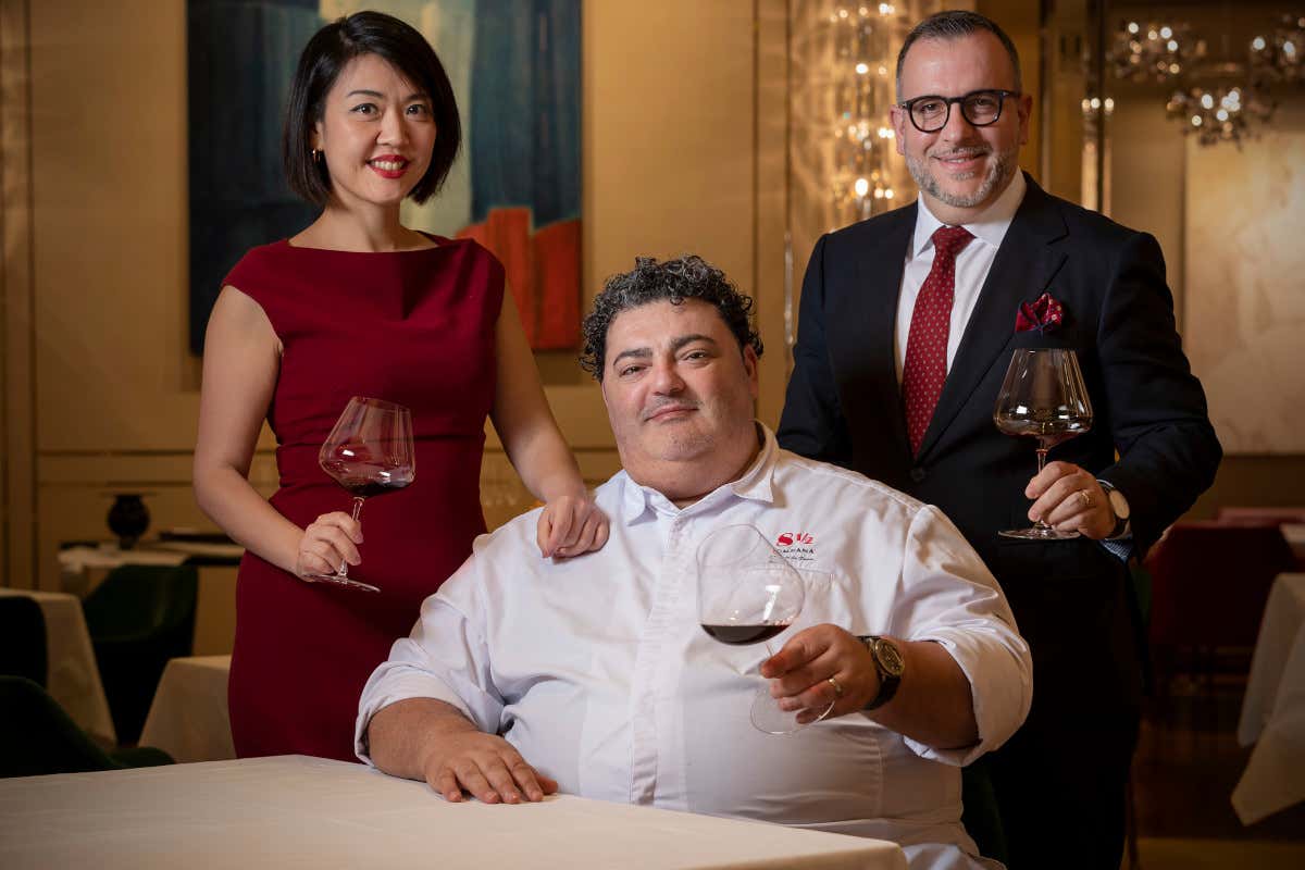  La Carta dei vini dell’Anno ci conduce nella Las Vegas d’Oriente, Macao, è quella di 8 e12 Bombana Macao Cucina italiana nel mondo LA Puglia a Santa Monica è il ristorante dell'anno