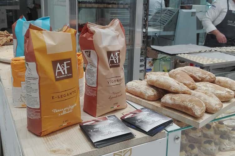 (Magix e Lievitati 60 Nuove farine speciali di Agugiaro&Figna) (Magix e Lievitati 60 Nuove farine speciali di Agugiaro&Figna)