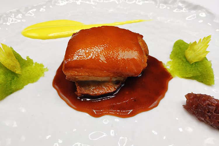 Maialino nero con pelle croccante Maialino nero con pelle croccante