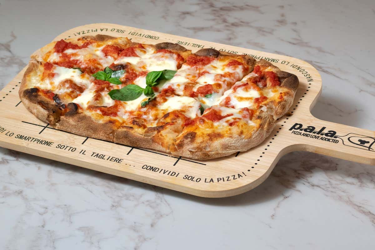 Mamo Pinsa & Drink: il locale con pinsa inclusiva e cocktail artigianali