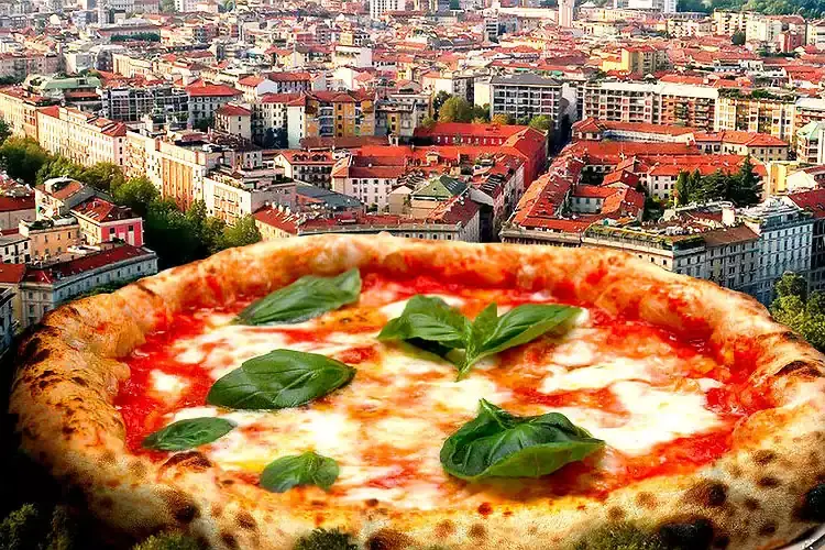 Pizza Margherita nel cuore di MIlanesi, che non badano troppo al prezzo, molto volatile Una Margherita a Milano: i prezzi oscillano fino al 45%