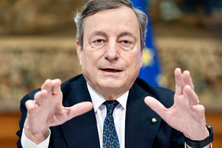 Mario Draghi - L'ottimismo di Draghi «L'uscita dal Covid non è lontana»