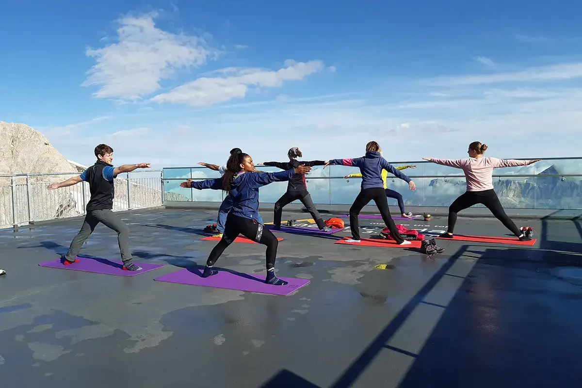 Lezioni di yoga in quota 
