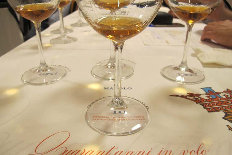 Marolo, 40 anni di grappa Tutto iniziò dai vitigni autoctoni Marolo, 40 anni di grappa Tutto iniziò dai vitigni autoctoni
