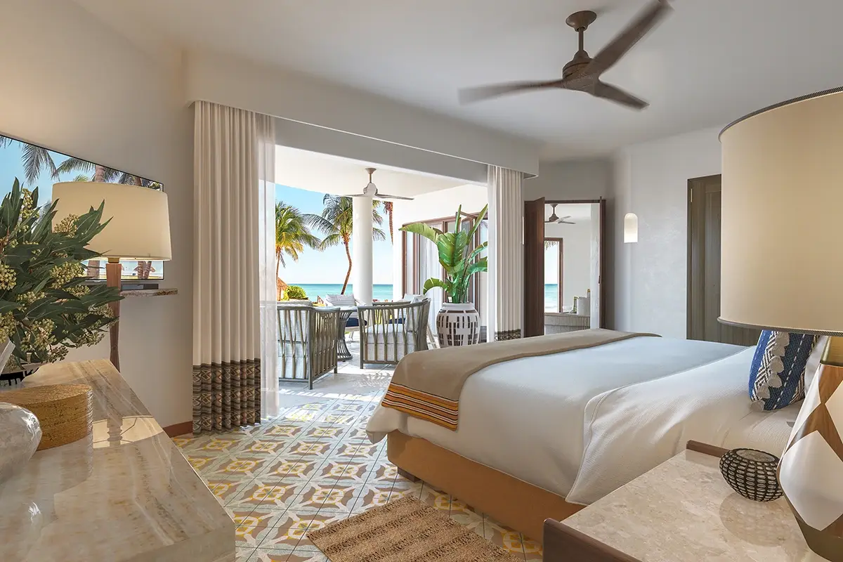 Una delle suite L&rsquo;iconico resort messicano Maroma aprir&agrave; nel 2023 completamente rinnovato