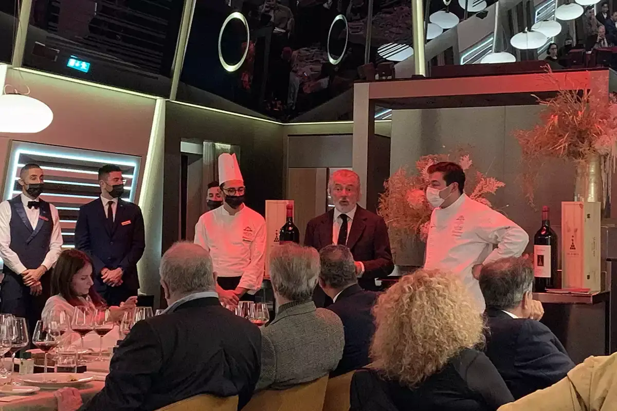 Francesco Marone Cinzano con Vincenzo Lebano &ldquo;Il Gusto della Sfida&rdquo;: il Brunello Poggio al Vento incontra l&rsquo;arte dei fratelli Lebano