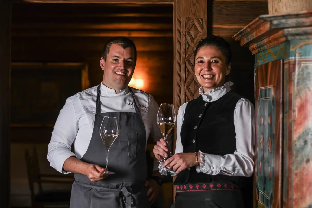 Chef Alessandro Martellini e la sommelier Marika Rossi copia Il Suinsom arriva&hellip; in cima: una stella Michelin ad Alessandro Martellini