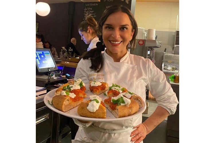 Gli ingredienti di Marzia Buzzanca, da tutta Italia - A ogni pizza il suo vino al calice L'idea vincente di Marzia Buzzanca