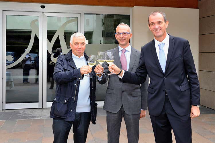 Piero Patton, Massimo Geusa e Massimo Benetello (direttore di Cantina di Lavis) Piero Patton, Massimo Geusa e Massimo Benetello (direttore di Cantina di Lavis)