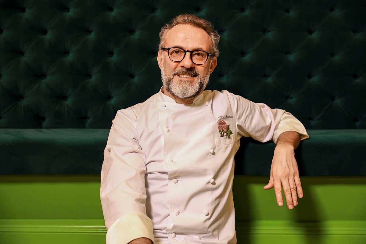 Massimo Bottura Bottura fa il bis a Modena: entro il 2023 un ristorante rivoluzionario