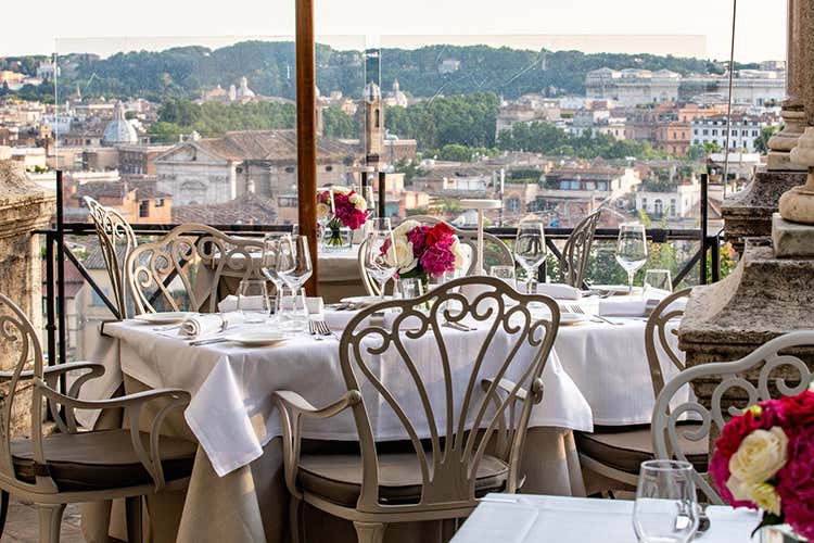 La terrazza di Casina Valadier con un affaccio unico - Massimo D&rsquo;Innocenzi Cuoco d&rsquo;altri tempi
