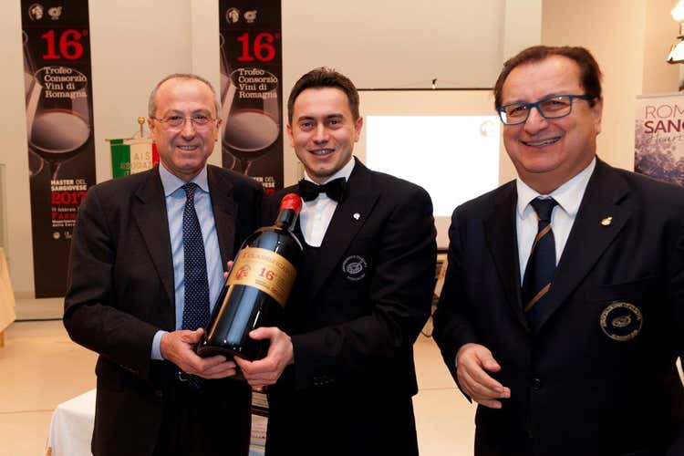 Giordano Zinzani, Marco Casadei, Roberto Giorgini - Il sommelier Marco Casadei da Forl&igrave;  trionfa al Master del Sangiovese 2017