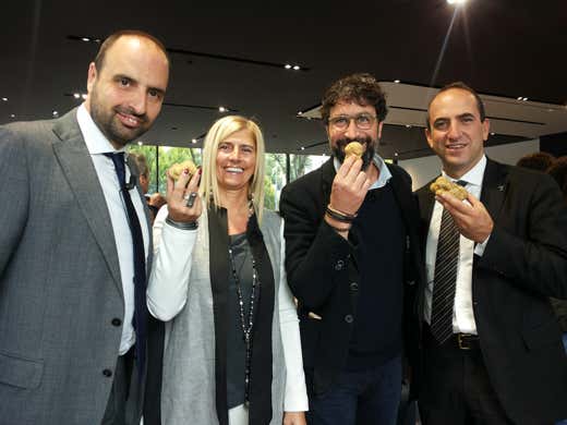 da sinistra: Mauro Carbone, Liliana Allena, Fabio Tripaldi e Andrea Valente da sinistra: Mauro Carbone, Liliana Allena, Fabio Tripaldi e Andrea Valente