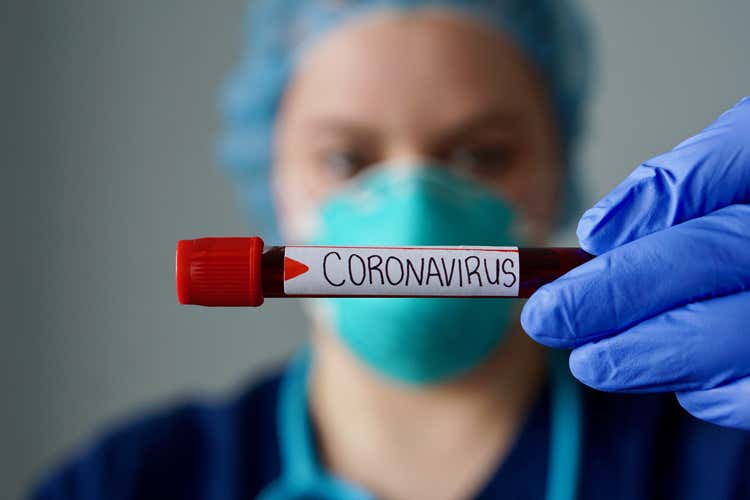 La lettera dei medici alla Regione - Lombardia, contestano i medici&laquo;Test e tamponi per lavorare sicuri&raquo;